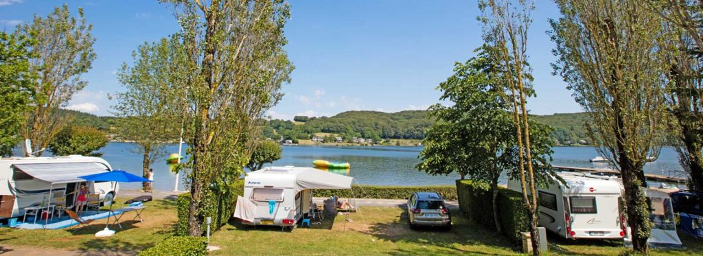 camping bord de lac pareloup