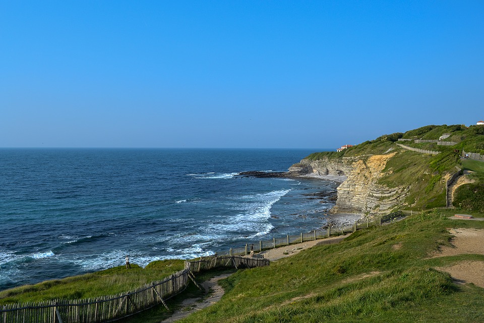 Passer les vacances à Saint Jean de Luz sans se ruiner