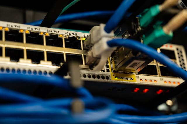 Les switches Ethernet en vente, assurant une connectivité fluide et efficace au sein de votre réseau local